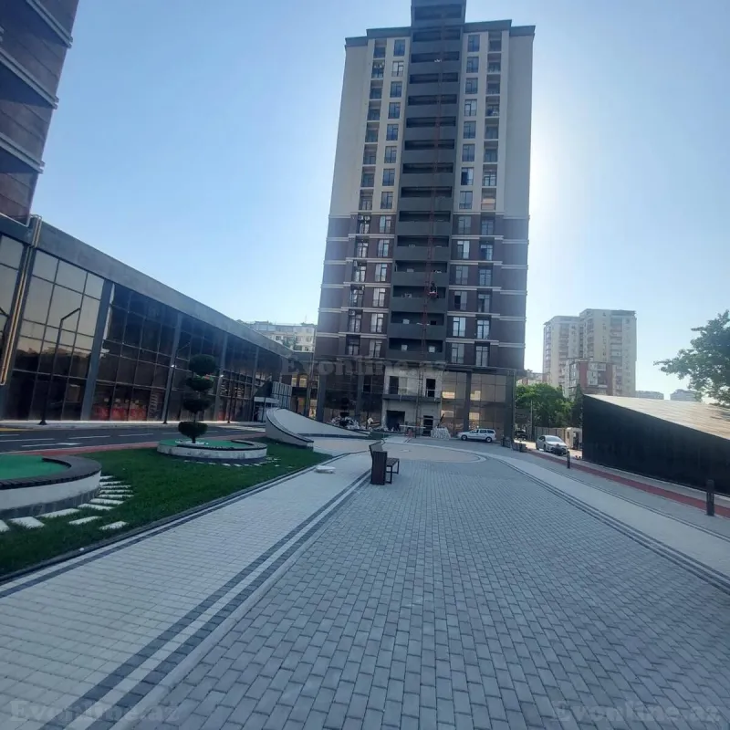 Satılır 2 otaqlı Mənzil Yeni tikili 71.8 m² Azadlıq prospekti m. - şəkil 2