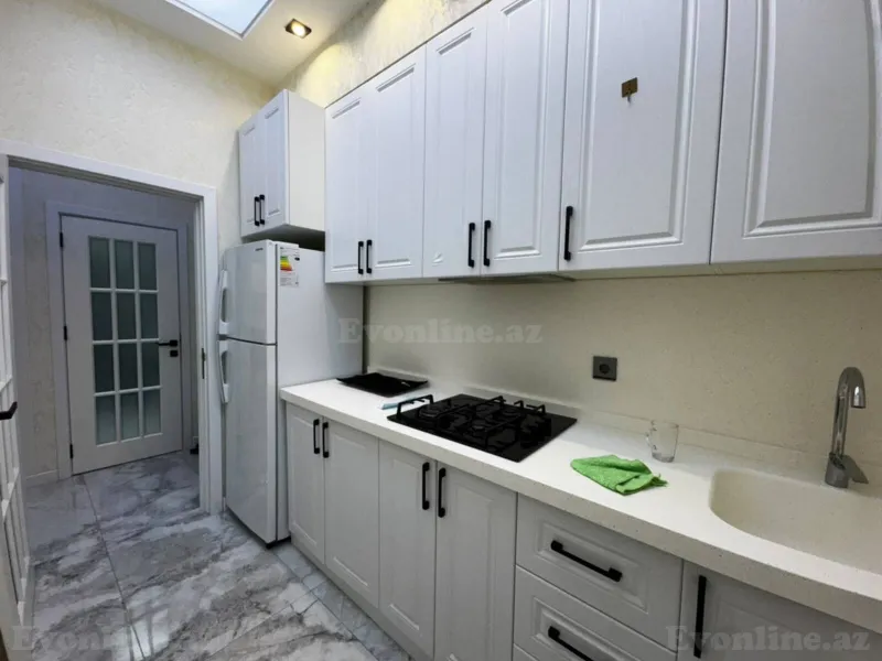 Kirayə verilir 2 otaqlı Mənzil Yeni tikili 70 m² Nəsimi r. - şəkil 6