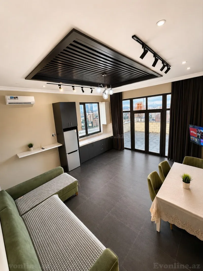 3 otaqlı Mənzil 120 m² 20 Yanvar m. Kirayə verilir