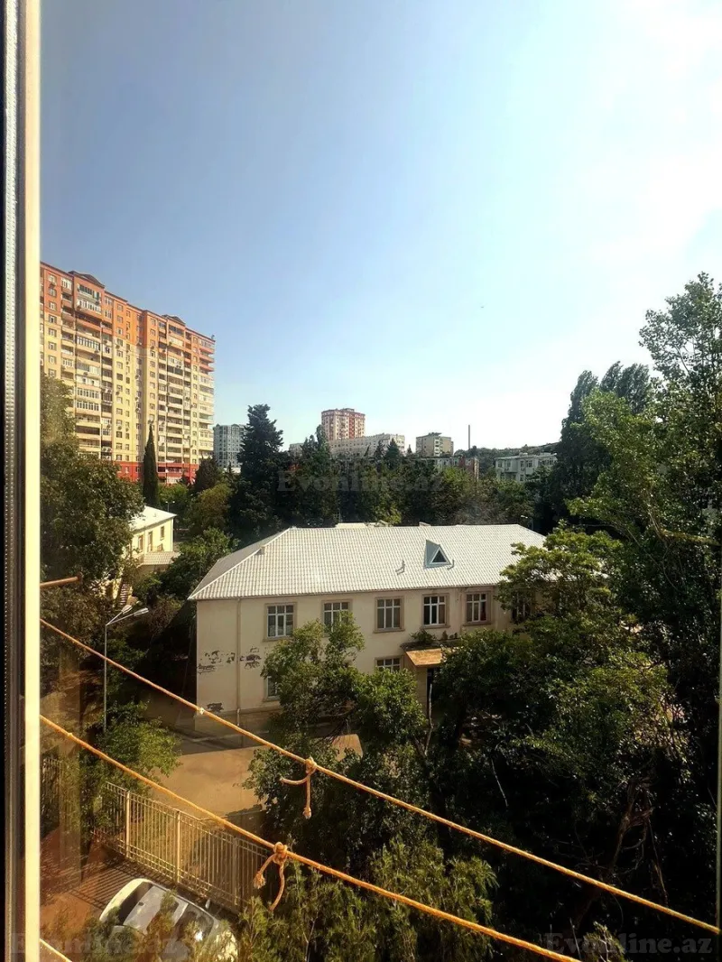 Satılır 3 otaqlı Mənzil Köhnə tikili 75 m² Memar Əcəmi m. - şəkil 2