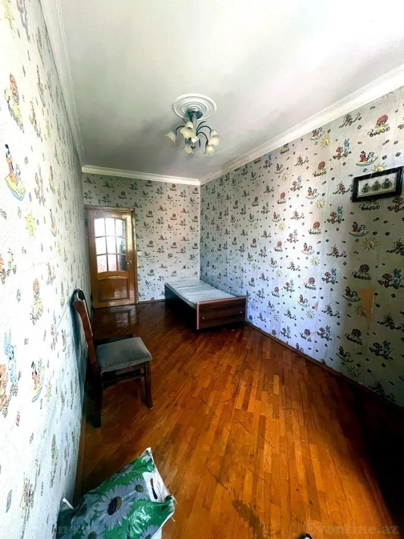 Satılır 3 otaqlı Mənzil Köhnə tikili 75 m² Memar Əcəmi m. - şəkil 5