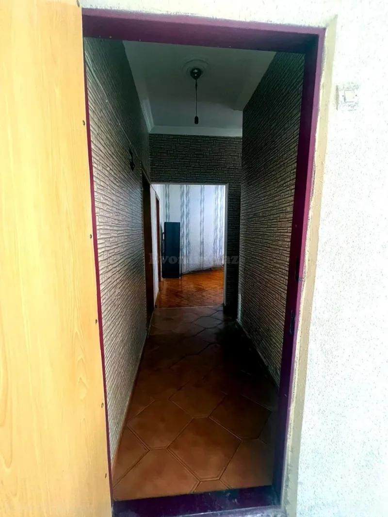 Satılır 3 otaqlı Mənzil Köhnə tikili 75 m² Memar Əcəmi m. - şəkil 8