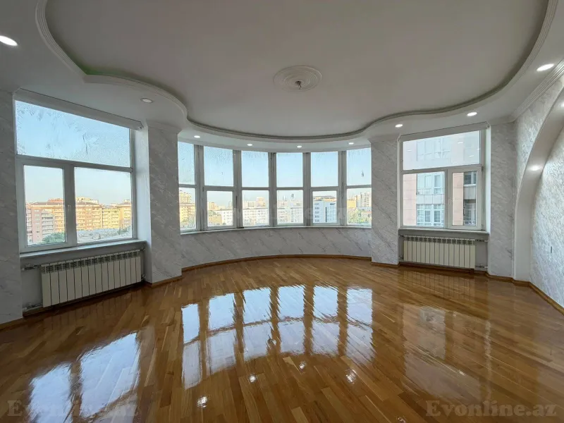 Satılır 3 otaqlı Mənzil Yeni tikili 160 m² Elmlər Akademiyası m. - şəkil 2