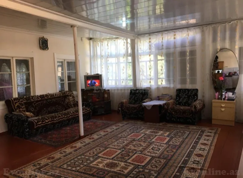 Kirayə verilir 3 otaqlı Həyət evi 100 m² Gədəbəy - şəkil 4