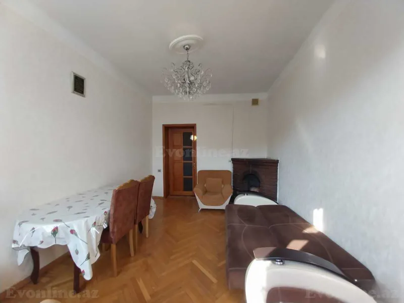 2 otaqlı Mənzil 60 m² 28 May m. Kirayə verilir