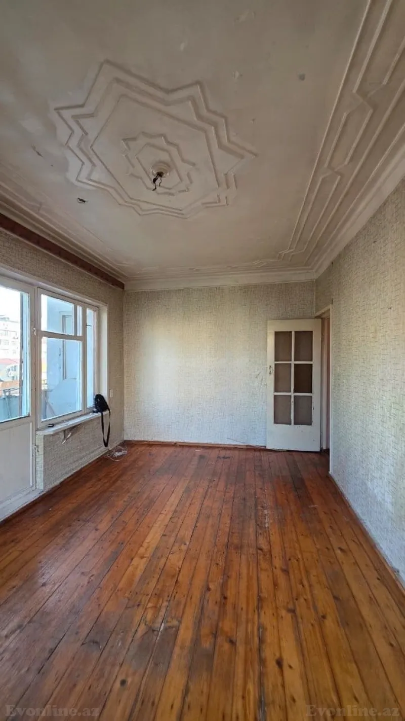 Satılır 2 otaqlı Mənzil Köhnə tikili 65 m² Bakıxanov - şəkil 7