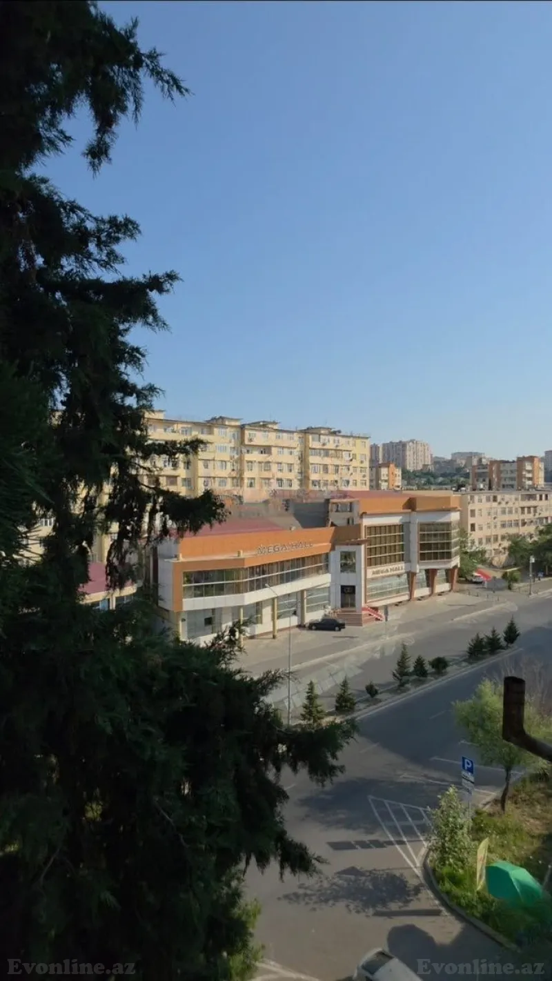 Satılır 2 otaqlı Mənzil Köhnə tikili 65 m² Bakıxanov - şəkil 12
