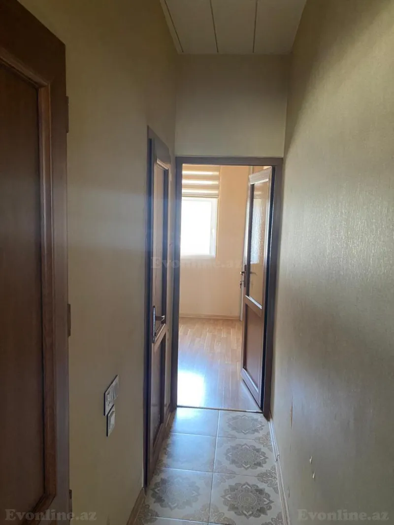 Satılır 3 otaqlı Mənzil Köhnə tikili 70 m² Xalqlar Dostluğu m. - şəkil 7