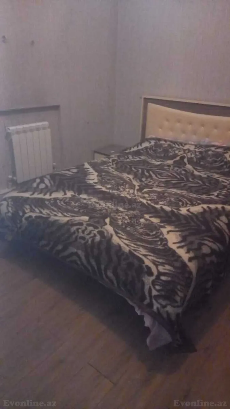 Satılır 2 otaqlı Mənzil Köhnə tikili 50 m² Gənclik m. - şəkil 3