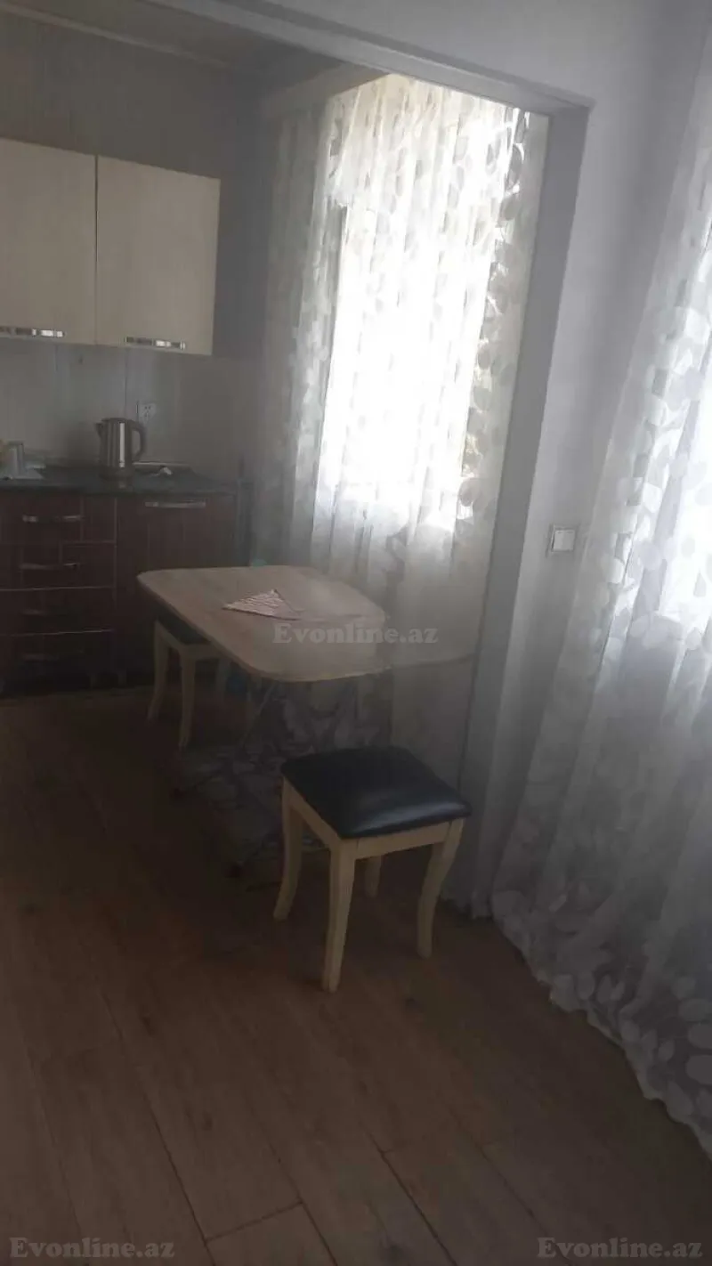 Satılır 2 otaqlı Mənzil Köhnə tikili 50 m² Gənclik m. - şəkil 10