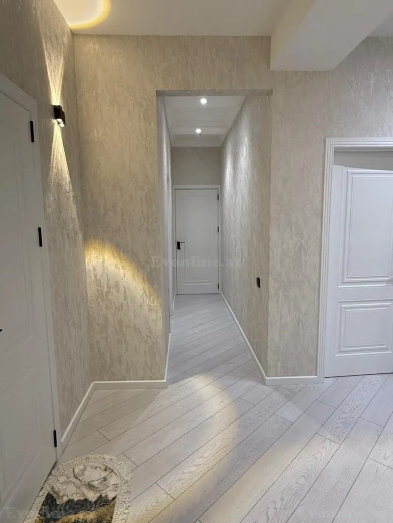 Satılır 4 otaqlı Mənzil Yeni tikili 135 m² Həzi Aslanov m. - şəkil 12