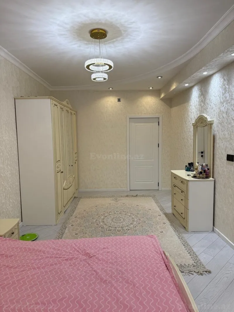 Satılır 4 otaqlı Mənzil Yeni tikili 135 m² Həzi Aslanov m. - şəkil 14