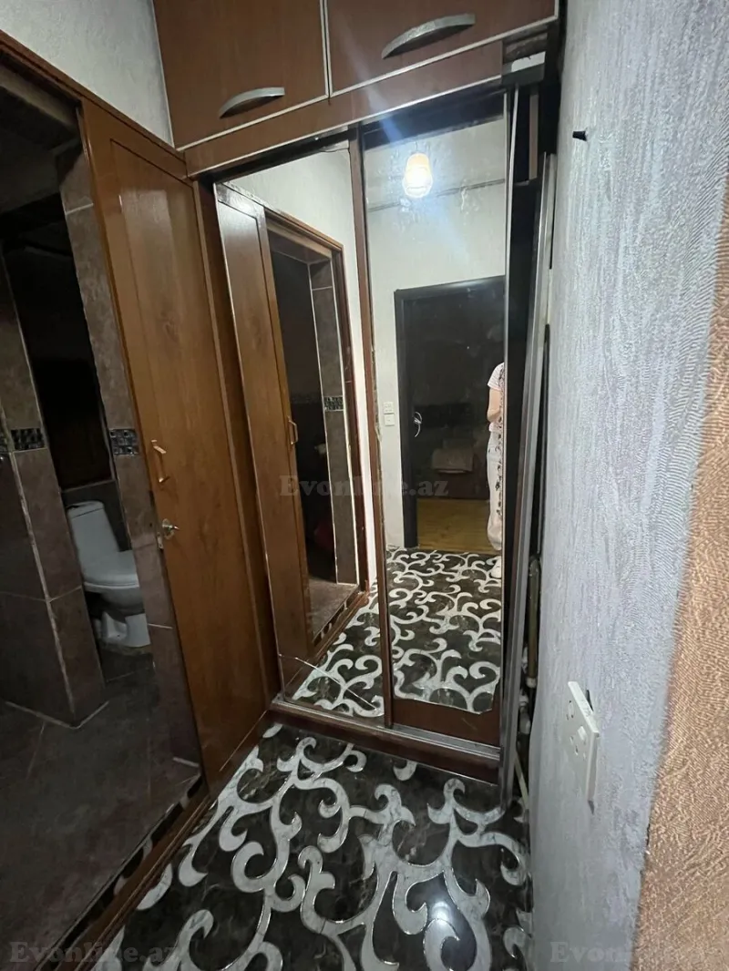 Satılır 2 otaqlı Mənzil Köhnə tikili 78 m² Azadlıq prospekti m. - şəkil 4