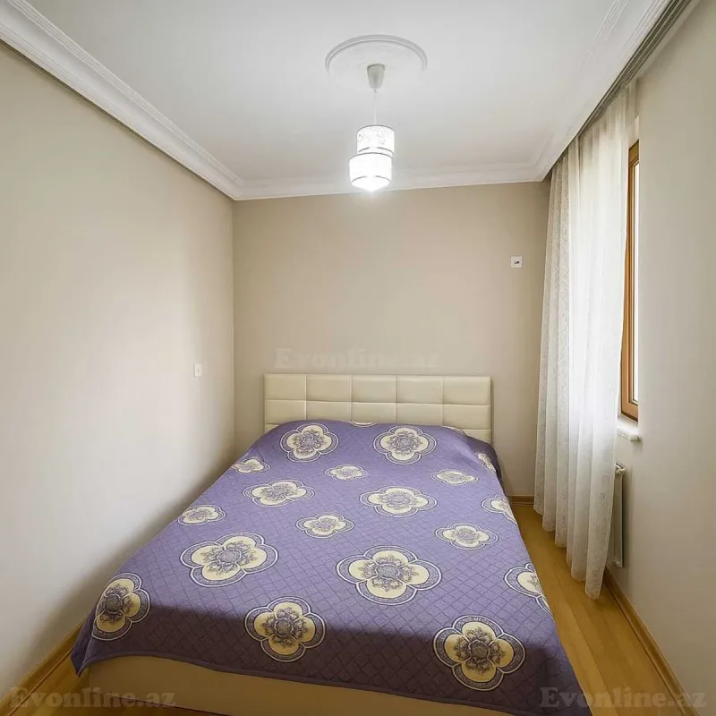 Satılır 2 otaqlı Mənzil Köhnə tikili 78 m² Azadlıq prospekti m. - şəkil 6