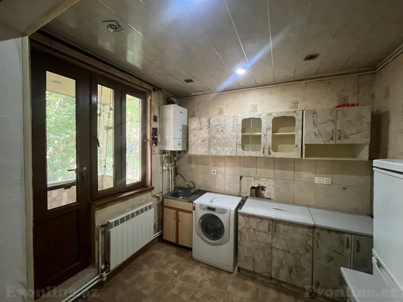Satılır 2 otaqlı Mənzil Köhnə tikili 78 m² Azadlıq prospekti m. - şəkil 8