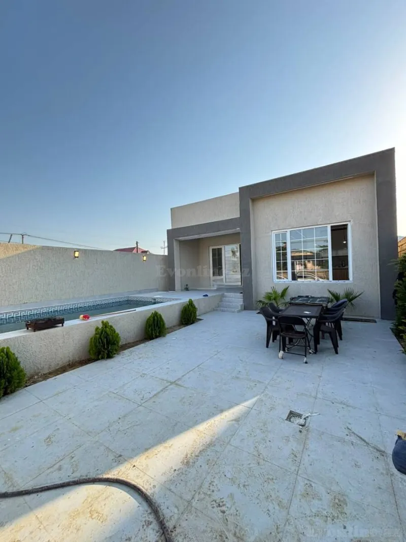 4 otaqlı Həyət evi 100 m² Novxanı Satılır