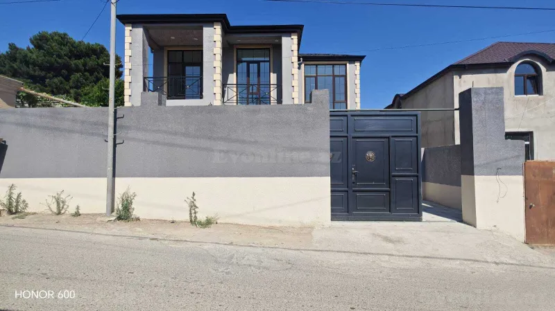 7 otaqlı Həyət evi 280 m² Mehdiabad Satılır