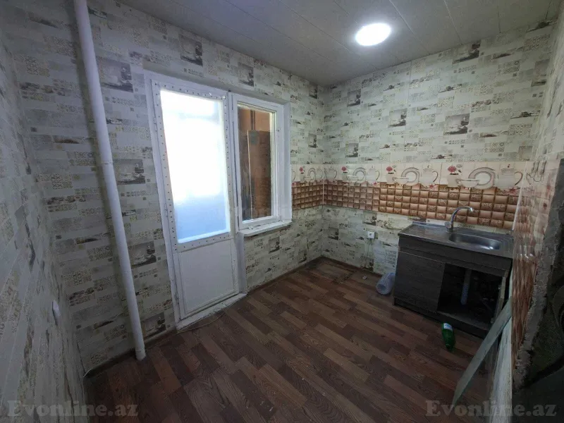 Satılır 3 otaqlı Mənzil Köhnə tikili 85 m² Nərimanov r. - şəkil 12