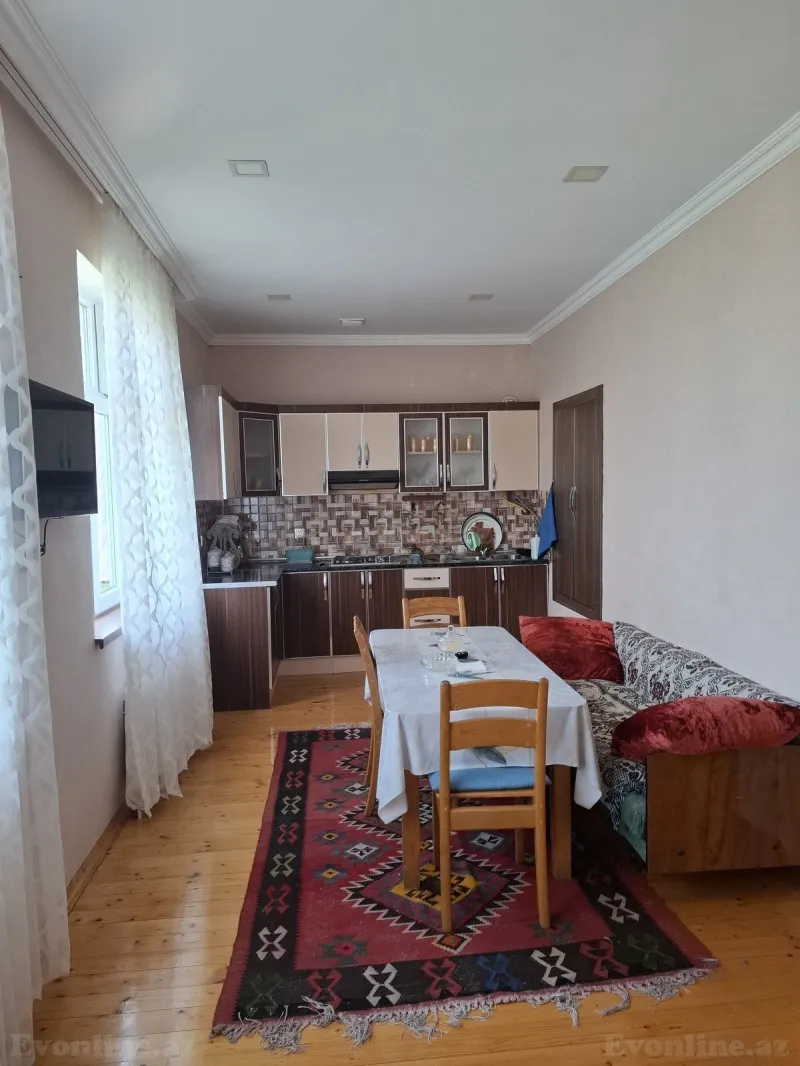 Kirayə verilir 3 otaqlı Həyət evi 150 m² Qəbələ - şəkil 9