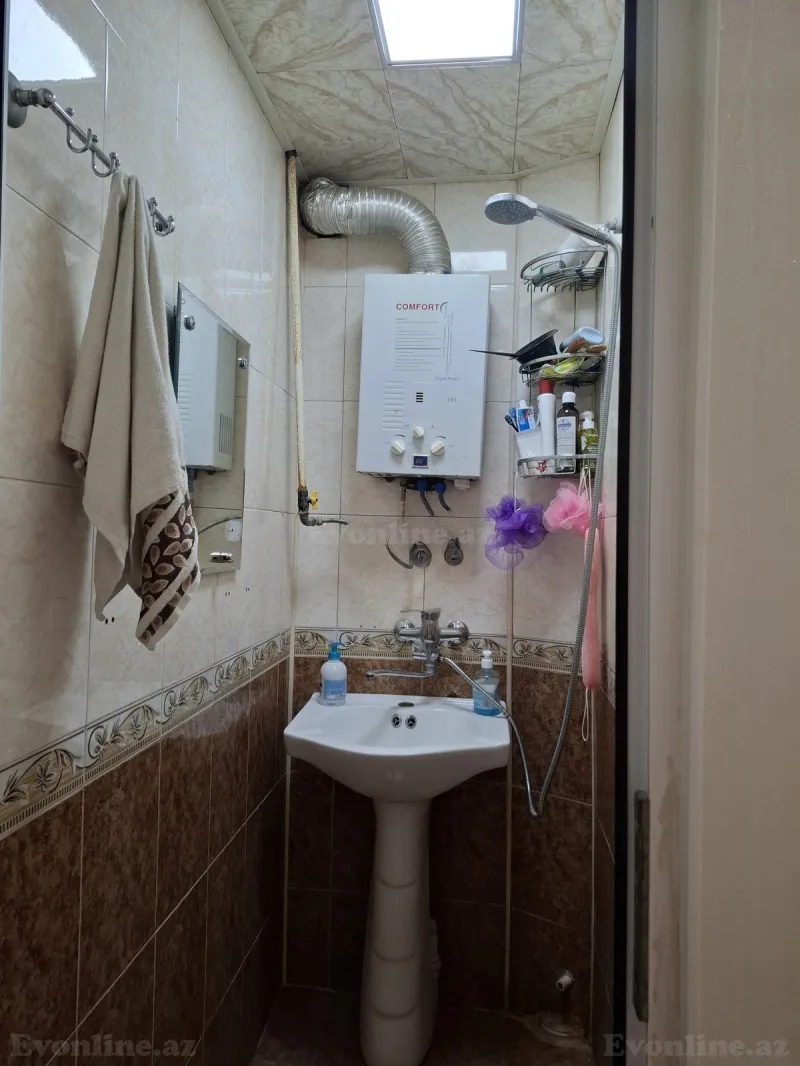 Satılır 1 otaqlı Mənzil Köhnə tikili 45 m² Qara Qarayev m. - şəkil 4