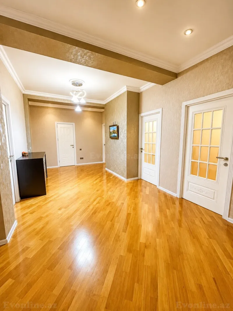 Kirayə verilir 3 otaqlı Mənzil Yeni tikili 130 m² Nəriman Nərimanov m. - şəkil 6