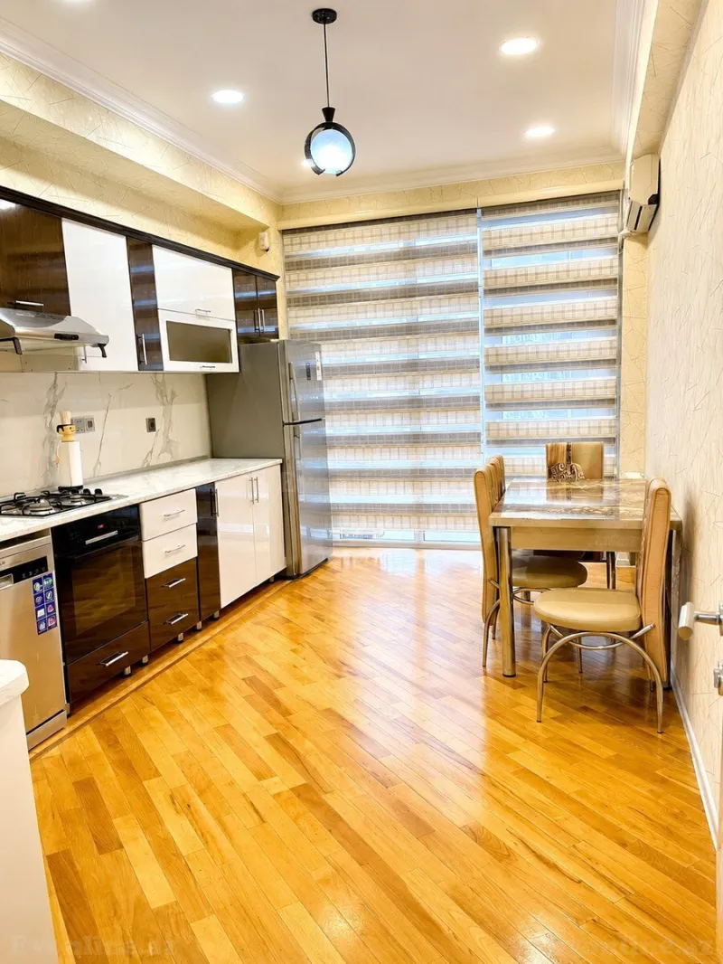 Kirayə verilir 3 otaqlı Mənzil Yeni tikili 130 m² Nəriman Nərimanov m. - şəkil 13