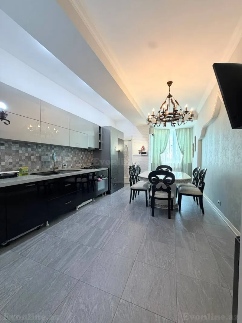 Satılır 4 otaqlı Mənzil Yeni tikili 219 m² Xətai m. - şəkil 6