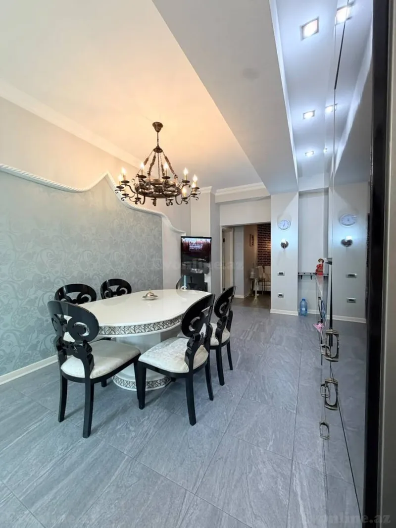 Satılır 4 otaqlı Mənzil Yeni tikili 219 m² Xətai m. - şəkil 8