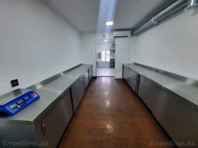 Obyekt 110 m² Səbail r. Satılır