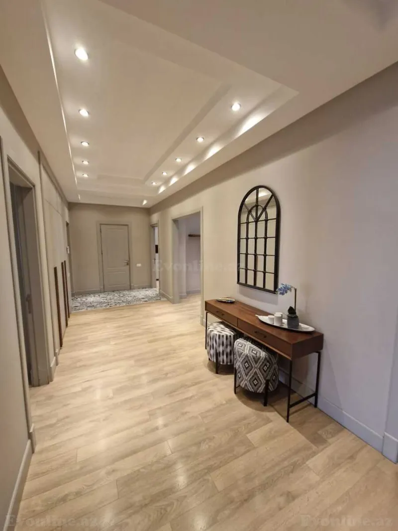 Kirayə verilir 4 otaqlı Mənzil Yeni tikili 180 m² Ağ şəhər - şəkil 19