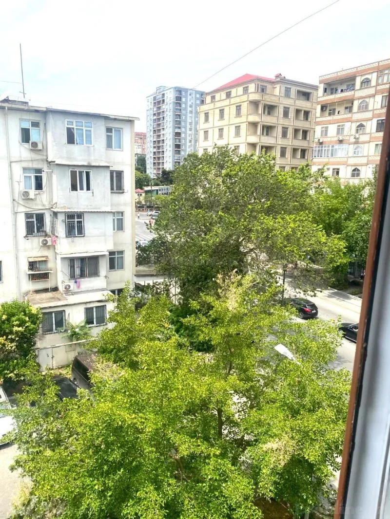 Satılır 3 otaqlı Mənzil Köhnə tikili 77 m² Memar Əcəmi m. - şəkil 10