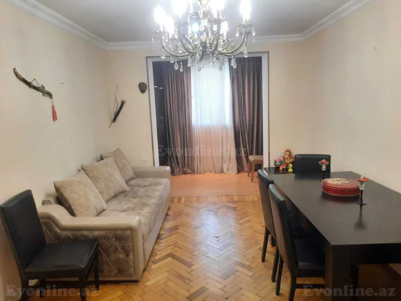 Kirayə verilir 2 otaqlı Mənzil Köhnə tikili 60 m² Elmlər Akademiyası m.