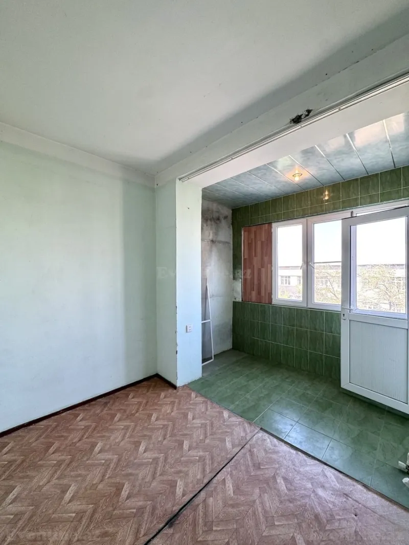 Satılır 2 otaqlı Mənzil Köhnə tikili 50 m² Həzi Aslanov m. - şəkil 5