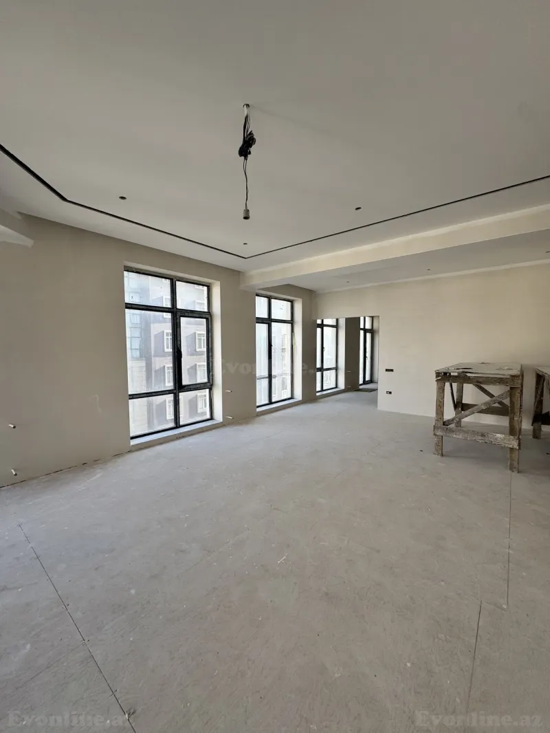 Satılır 4 otaqlı Mənzil Yeni tikili 198 m² Gənclik m. - şəkil 2