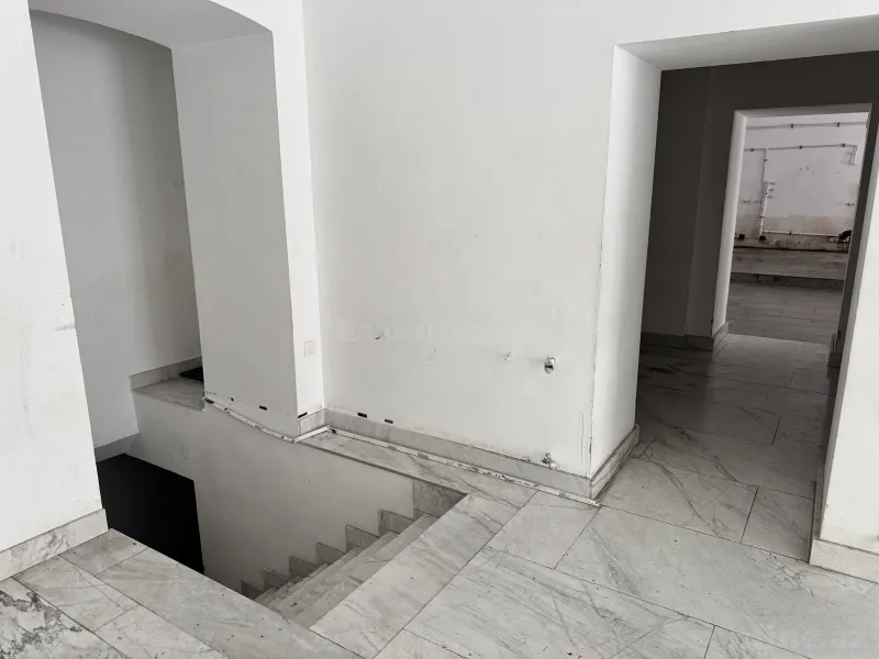 Satılır Obyekt 420 m² 28 May m. - şəkil 18