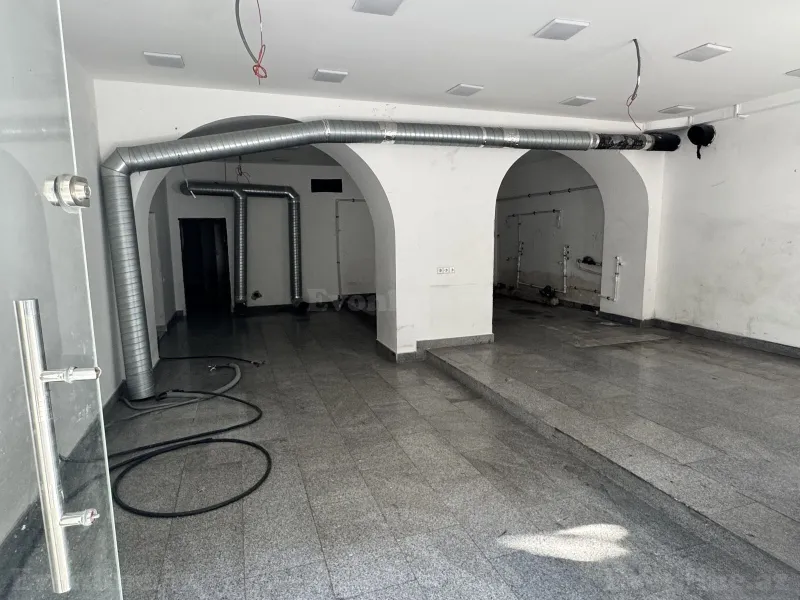 Satılır Obyekt 420 m² 28 May m. - şəkil 26