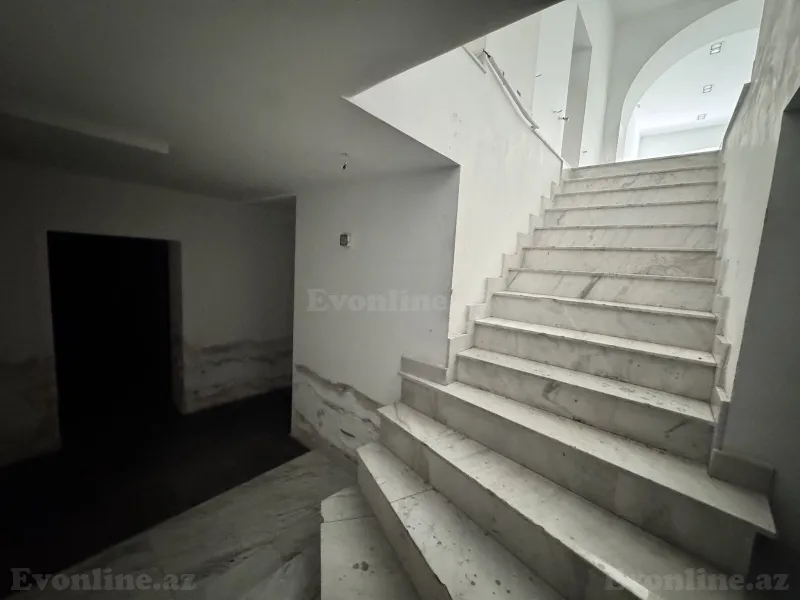 Satılır Obyekt 420 m² 28 May m. - şəkil 30