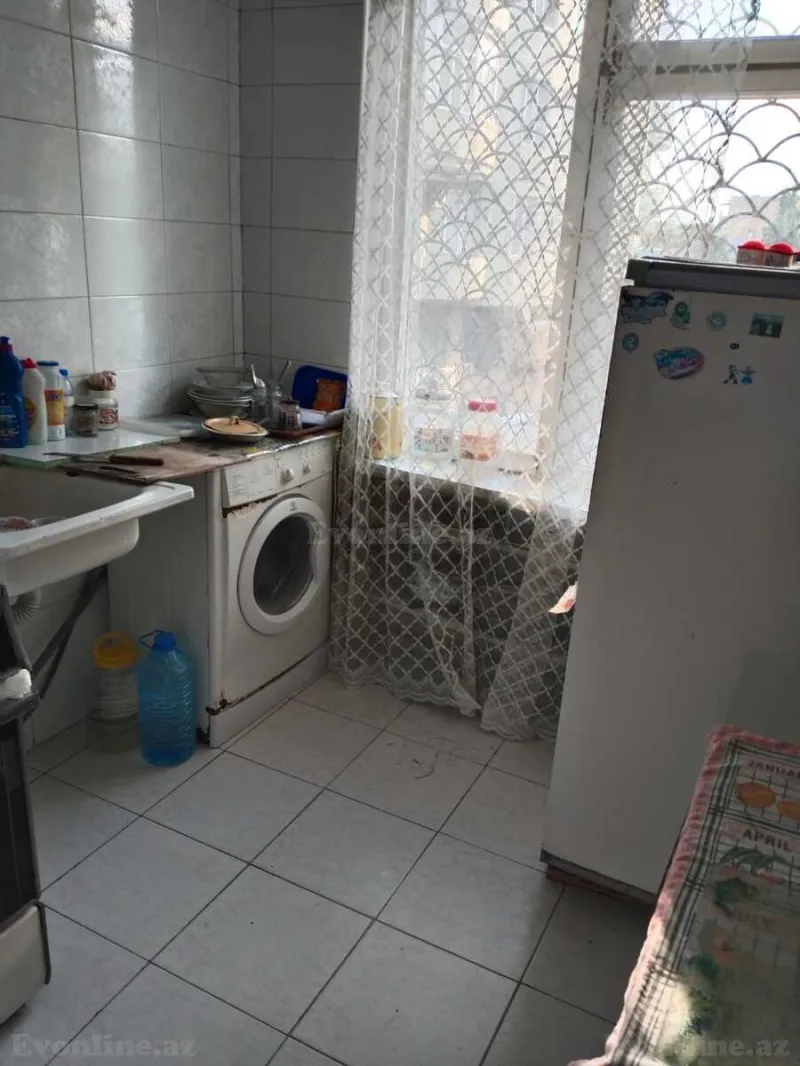 Kirayə verilir 3 otaqlı Mənzil Köhnə tikili 70 m² Elmlər Akademiyası m. - şəkil 5