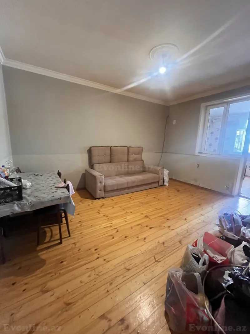 Satılır 3 otaqlı Mənzil Köhnə tikili 70 m² Abşeron r. - şəkil 2