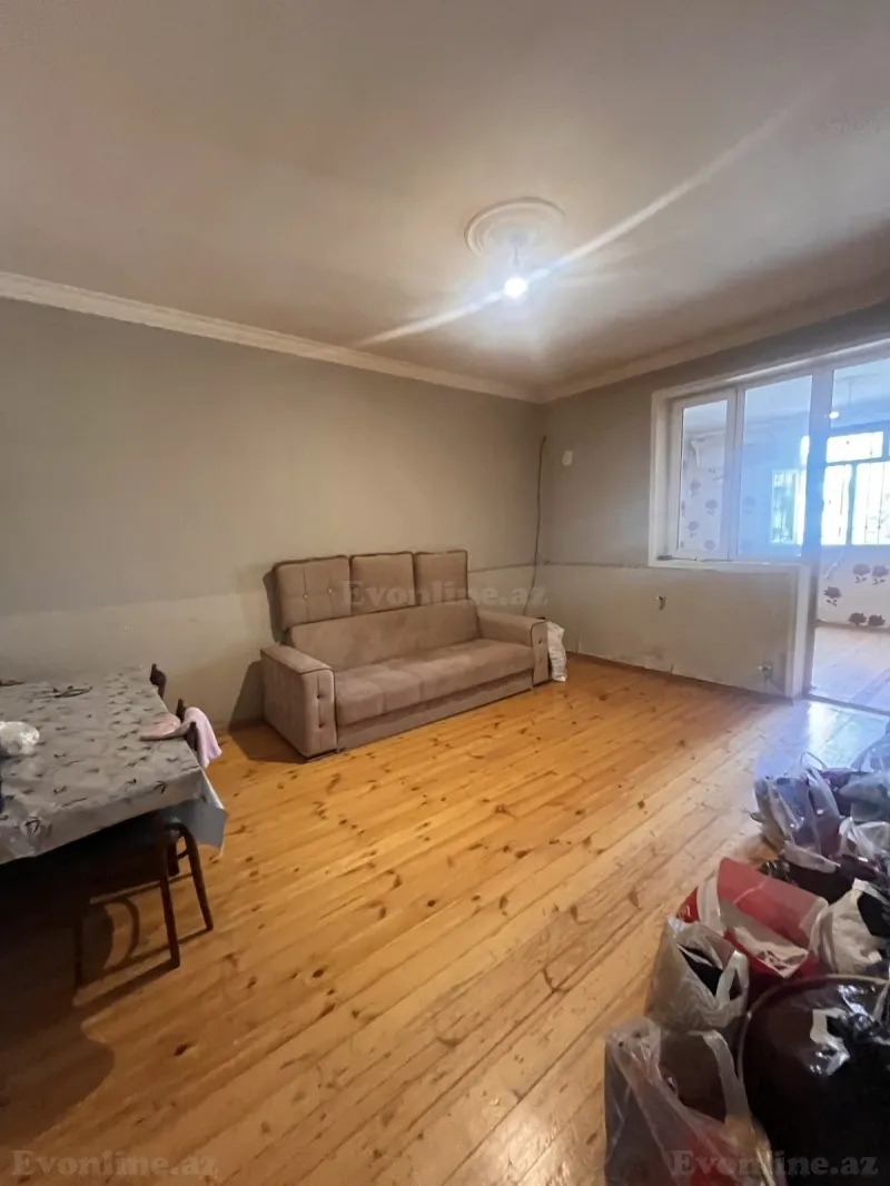 Satılır 3 otaqlı Mənzil Köhnə tikili 70 m² Abşeron r. - şəkil 5