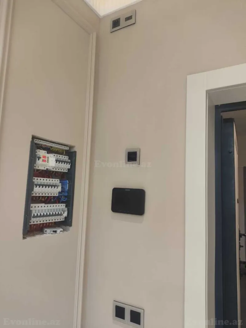 Satılır 3 otaqlı Mənzil Yeni tikili 146 m² Xalqlar Dostluğu m. - şəkil 5