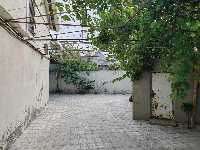 5 otaqlı Həyət evi 200 m² Buzovna Satılır