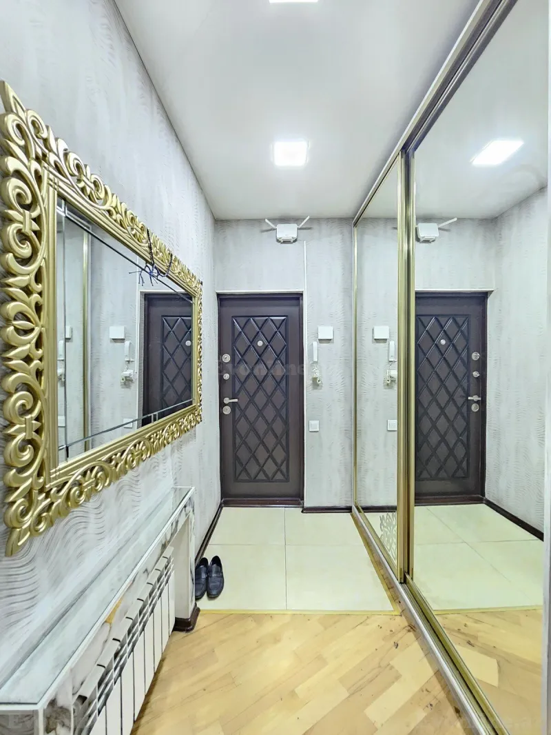 Satılır 3 otaqlı Mənzil Köhnə tikili 90 m² Azadlıq prospekti m. - şəkil 25