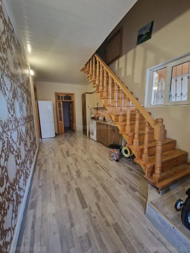 Satılır 5 otaqlı Həyət evi 200 m² Novxanı - şəkil 7
