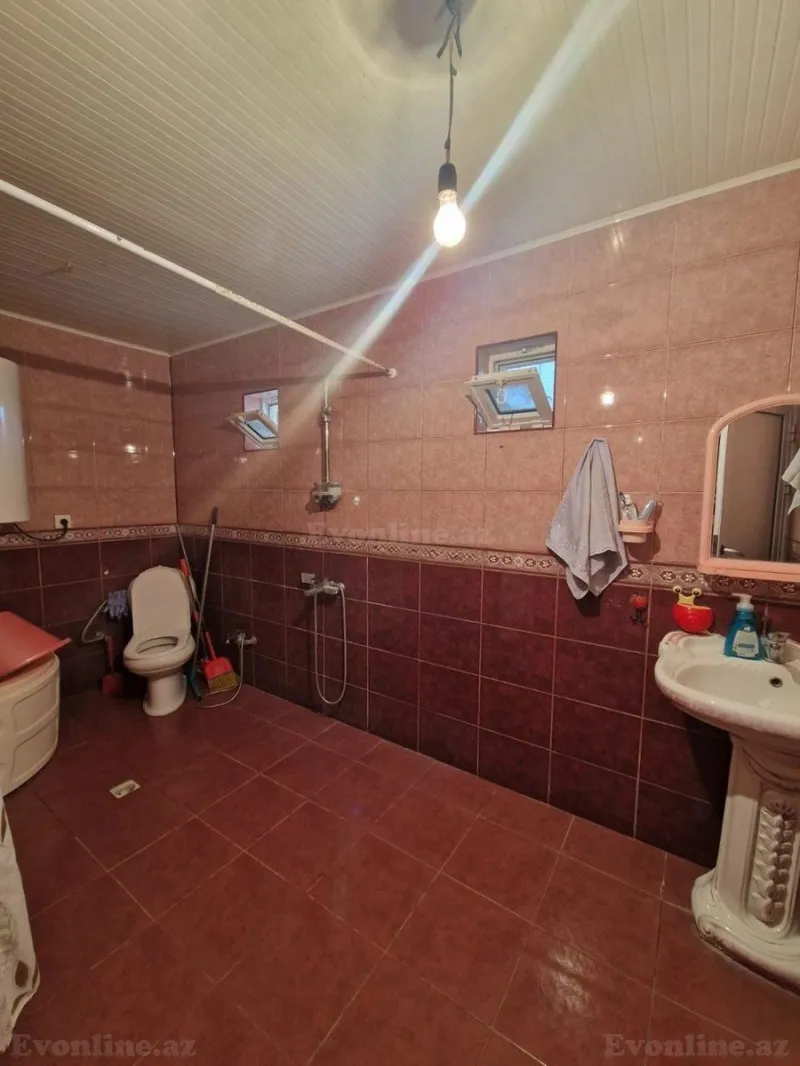 Satılır 5 otaqlı Həyət evi 200 m² Novxanı - şəkil 9