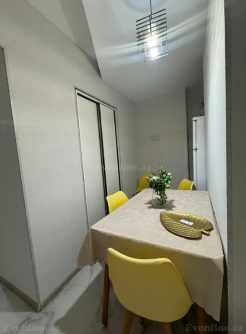 Satılır 1 otaqlı Mənzil Köhnə tikili 35 m² Yasamal r. - şəkil 4
