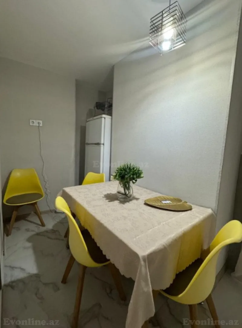 Satılır 1 otaqlı Mənzil Köhnə tikili 35 m² Yasamal r. - şəkil 5