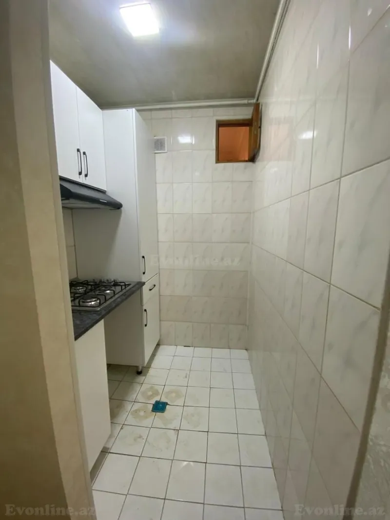 Satılır 2 otaqlı Mənzil Köhnə tikili 35 m² Nəsimi m. - şəkil 4
