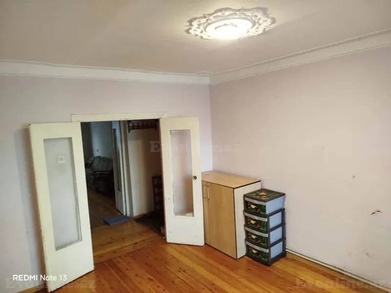 Kirayə verilir 3 otaqlı Mənzil Köhnə tikili 64 m² Bakıxanov - şəkil 4