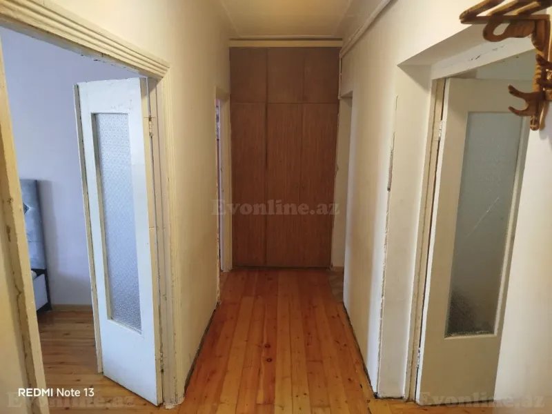 Kirayə verilir 3 otaqlı Mənzil Köhnə tikili 64 m² Bakıxanov - şəkil 9